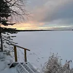 Lapland Sunrise With Lakefront Sauna Apartman Rovaniemi