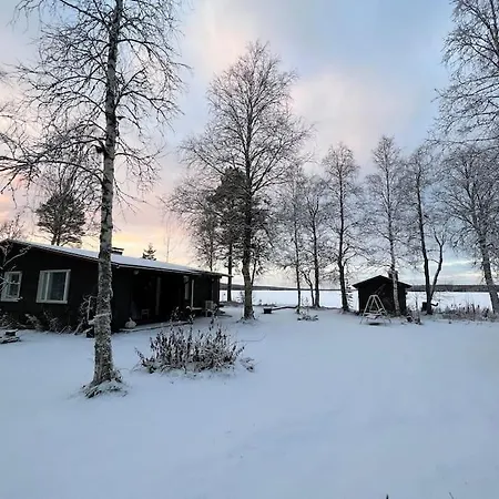 Lapland Sunrise With Lakefront Sauna Apartment