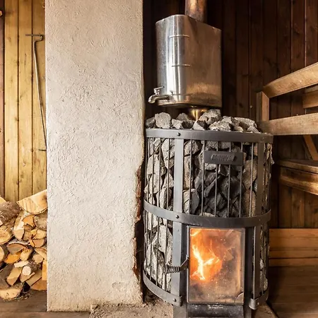 Lapland Sunrise With Lakefront Sauna Rovaniemi