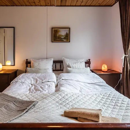 Lapland Sunrise With Lakefront Sauna Appartement