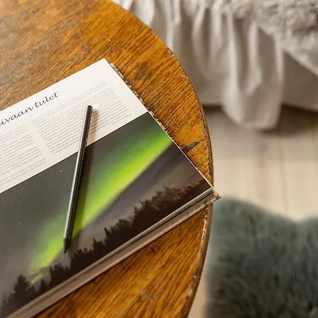 Lapland Sunrise With Lakefront Sauna Appartement