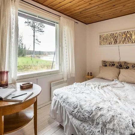 Lapland Sunrise With Lakefront Sauna Rovaniemi