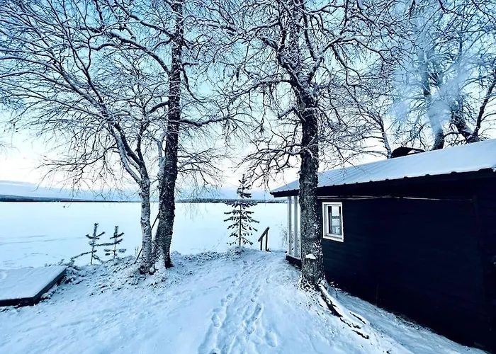 Lapland Sunrise With Lakefront Sauna 罗瓦涅米