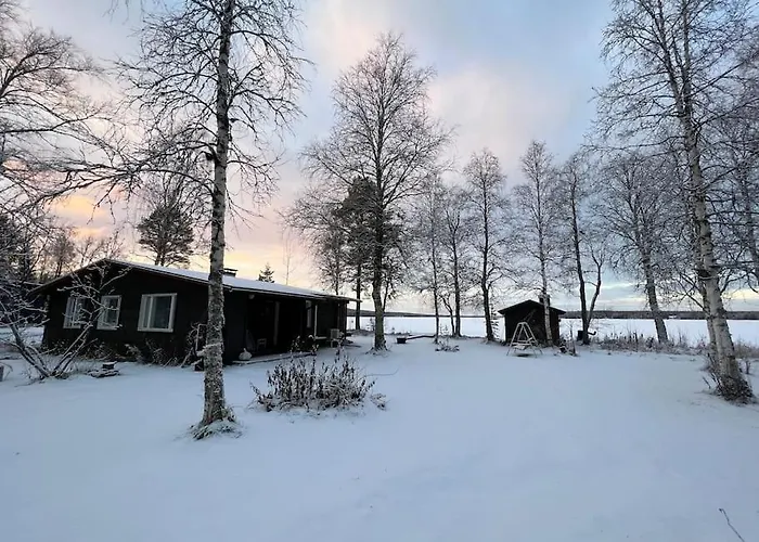 Lapland Sunrise With Lakefront Sauna 公寓
