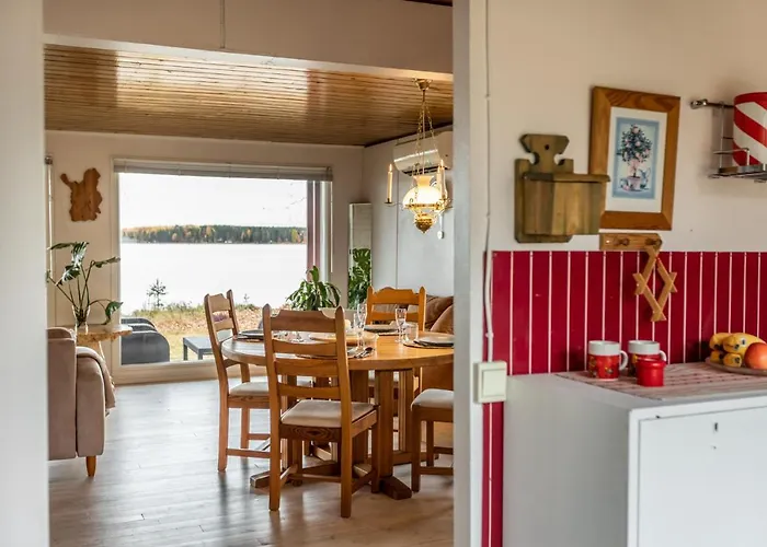 Lapland Sunrise With Lakefront Sauna 公寓 *