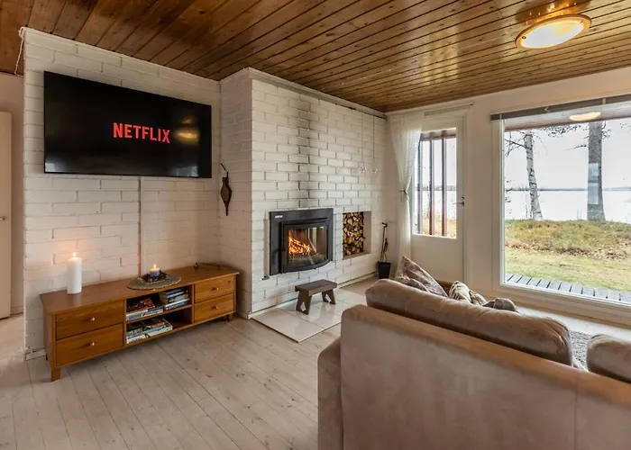 Lapland Sunrise With Lakefront Sauna