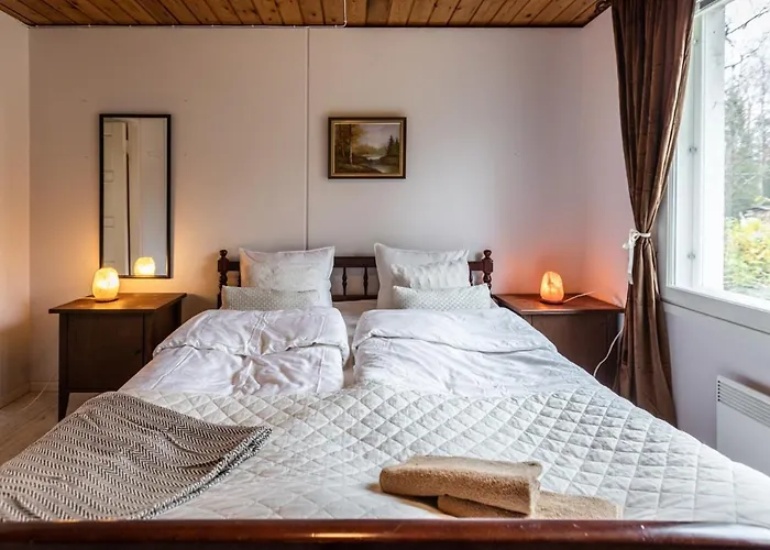 Lapland Sunrise With Lakefront Sauna 公寓