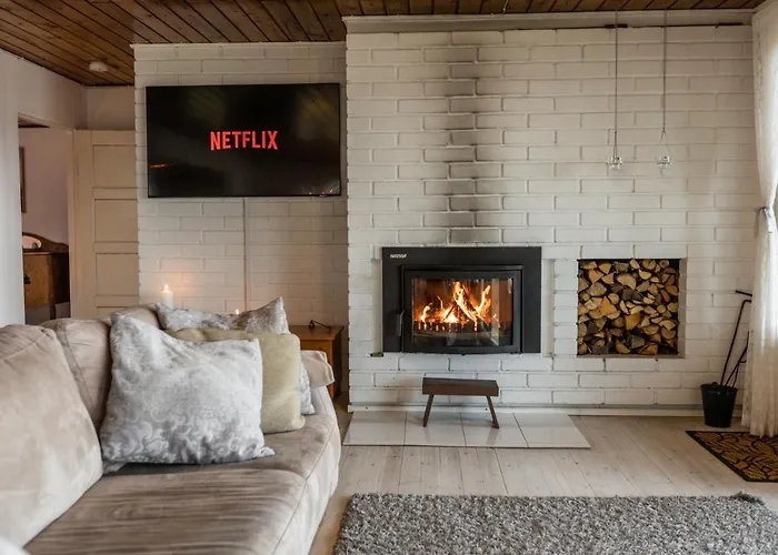 公寓 Lapland Sunrise With Lakefront Sauna *